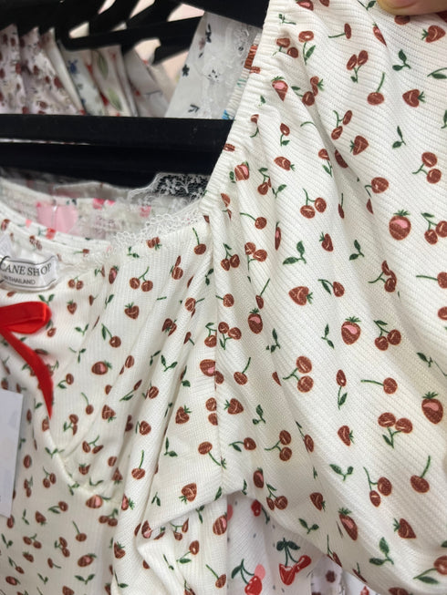 Summer Floral Print Square Neck Crop Tops